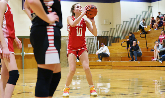 3-12-23 7th Grade Girls Champiosnhip Shullsburg vs. Hortonville Black (40)