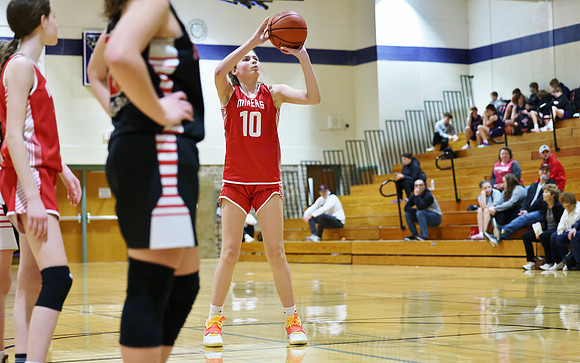 3-12-23 7th Grade Girls Champiosnhip Shullsburg vs. Hortonville Black (43)
