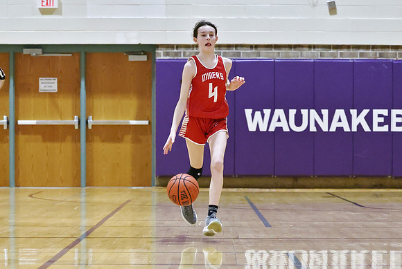 3-12-23 7th Grade Girls Champiosnhip Shullsburg vs. Hortonville Black (50)