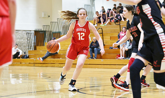 3-12-23 7th Grade Girls Champiosnhip Shullsburg vs. Hortonville Black (55)