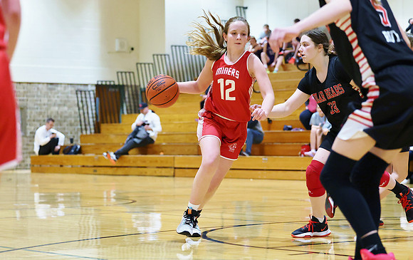 3-12-23 7th Grade Girls Champiosnhip Shullsburg vs. Hortonville Black (57)