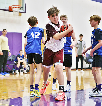 3-12-23 6th Grade Boys Lake Mills vs. Holmen (14)