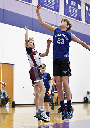3-12-23 6th Grade Boys Lake Mills vs. Holmen (65)