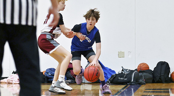 3-12-23 6th Grade Boys Lake Mills vs. Holmen (77)