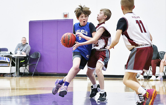 3-12-23 6th Grade Boys Lake Mills vs. Holmen (87)