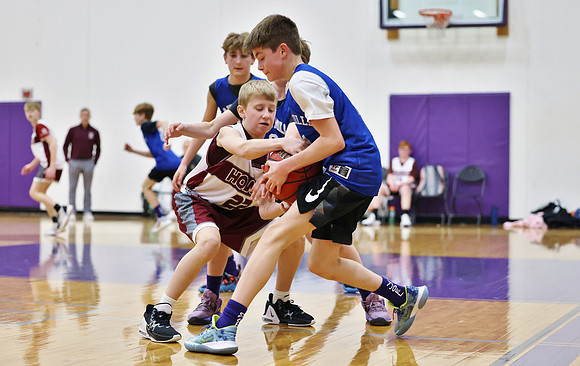 3-12-23 6th Grade Boys Lake Mills vs. Holmen (97)