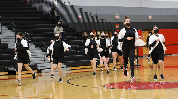 JV Dance 1-13-22 at JV Basketball Game  (1)