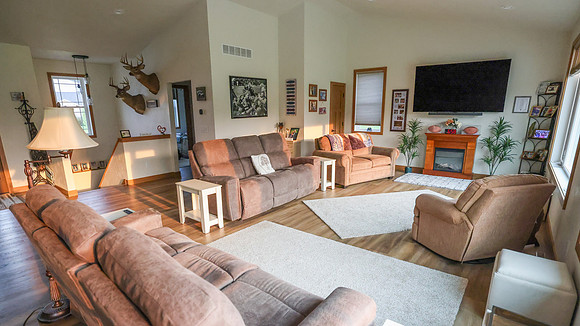 150 Great Room, Dining and Kitchen Areas (10)