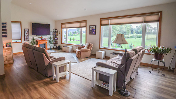 150 Great Room, Dining and Kitchen Areas (14)