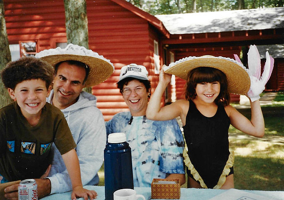 1996 (4)