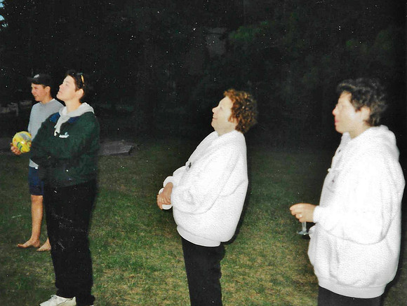 2000 (28)