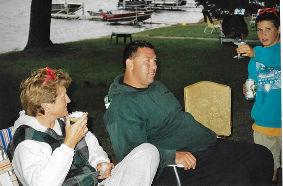 2000 (34)