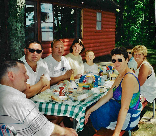 2001 (52)