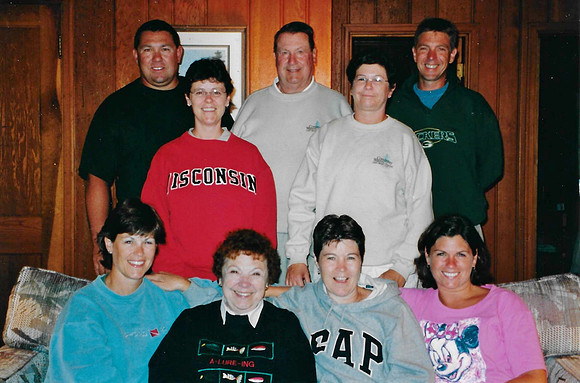 2004 (23)