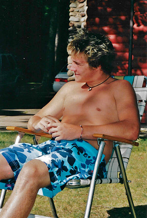 2004 (102)