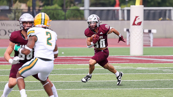 30 Gabe Lynch (34)