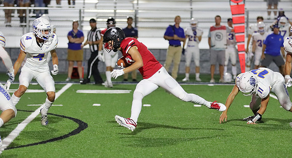 10 Evan Richmond (3)