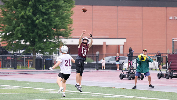 11 Evan Richmond (9)