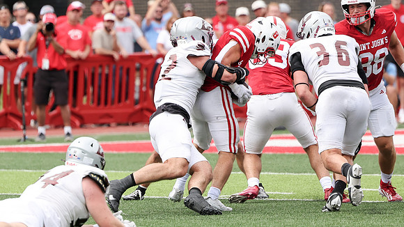 42 Isaac Dagit (16)