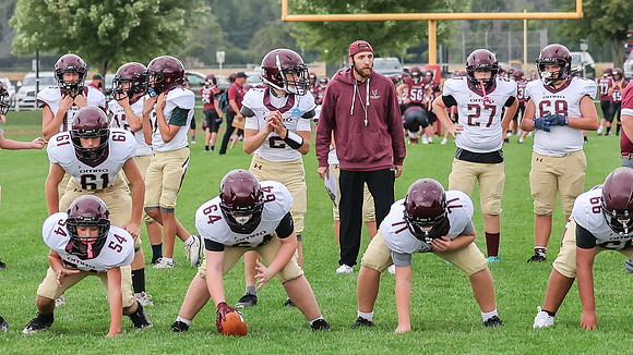 9-8-26 OMRO Foxes Grade School vs. Winneconne (3)