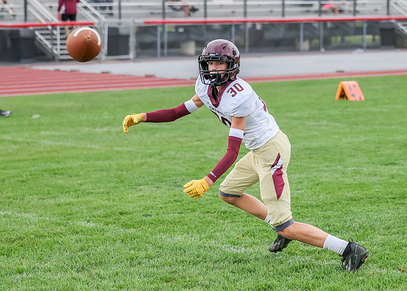 9-8-26 OMRO Foxes Grade School vs. Winneconne (107)
