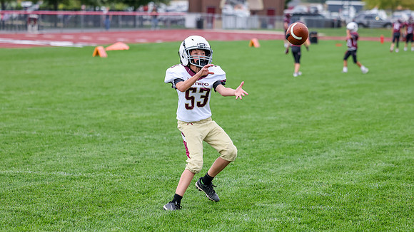 9-8-26 OMRO Foxes Grade School vs. Winneconne (148)
