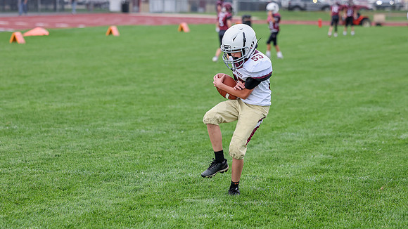 9-8-26 OMRO Foxes Grade School vs. Winneconne (152)