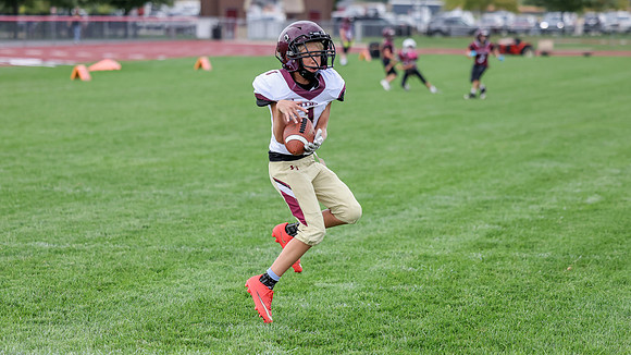 9-8-26 OMRO Foxes Grade School vs. Winneconne (160)