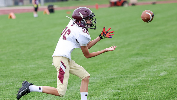 9-8-26 OMRO Foxes Grade School vs. Winneconne (181)