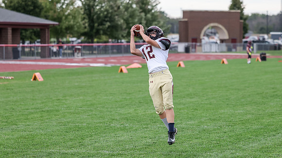 9-8-26 OMRO Foxes Grade School vs. Winneconne (171)