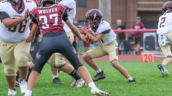 9-8-26 OMRO Foxes Grade School vs. Winneconne (292)