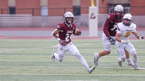 24 Najeh Mitchell (9)