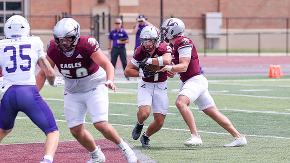 9-12 - 26 EAGLES vs. Hardin-Simmons (1553)