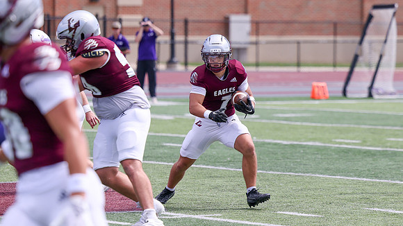 9-12 - 26 EAGLES vs. Hardin-Simmons (1560)