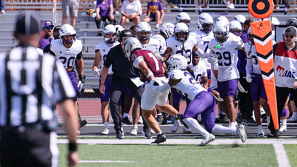 9-12 - 26 EAGLES vs. Hardin-Simmons (1741)