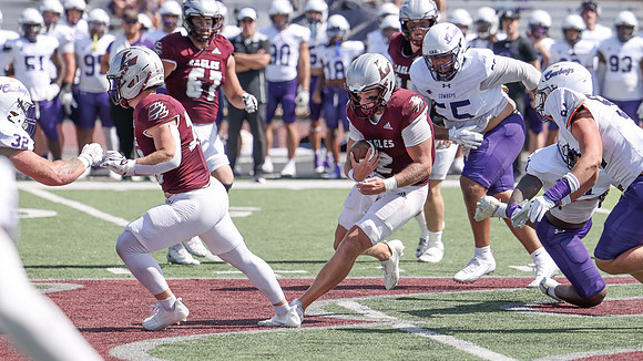 9-12 - 26 EAGLES vs. Hardin-Simmons (1809)