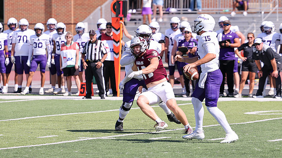 9-12 - 26 EAGLES vs. Hardin-Simmons (2012)