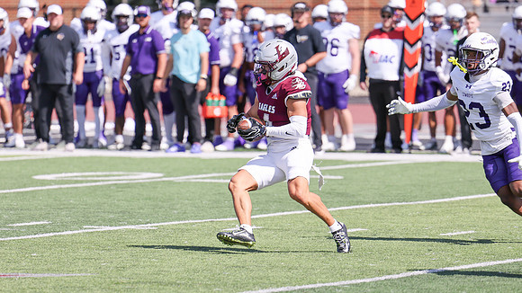 9-12 - 26 EAGLES vs. Hardin-Simmons (2126)