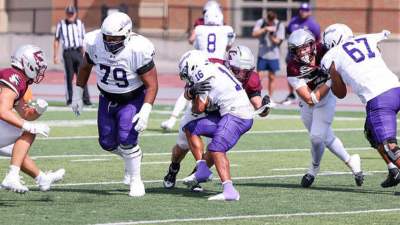 9-12 - 26 EAGLES vs. Hardin-Simmons (2515)