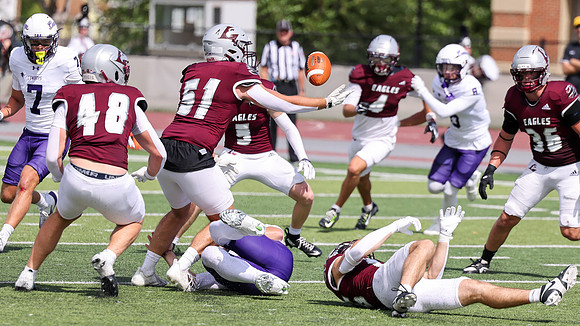 9-12 - 26 EAGLES vs. Hardin-Simmons (2580)