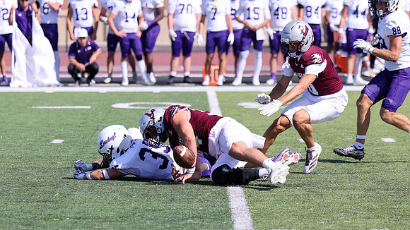9-12 - 26 EAGLES vs. Hardin-Simmons (3040)