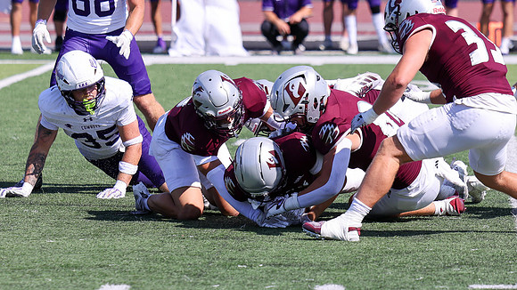 9-12 - 26 EAGLES vs. Hardin-Simmons (3052)