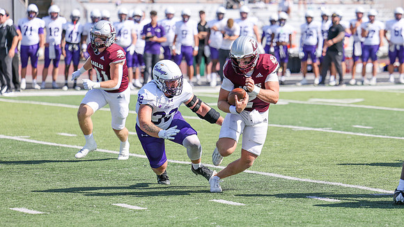 9-12 - 26 EAGLES vs. Hardin-Simmons (3098)