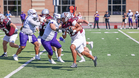 9-12 - 26 EAGLES vs. Hardin-Simmons (3147)