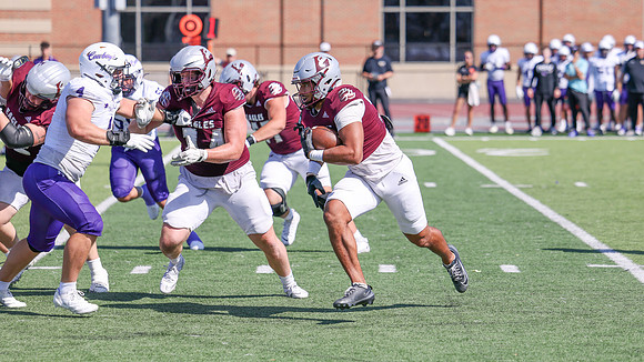 9-12 - 26 EAGLES vs. Hardin-Simmons (3144)