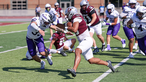 9-12 - 26 EAGLES vs. Hardin-Simmons (3153)