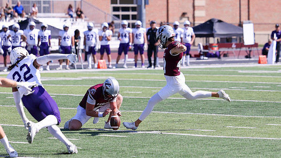 9-12 - 26 EAGLES vs. Hardin-Simmons (3186)