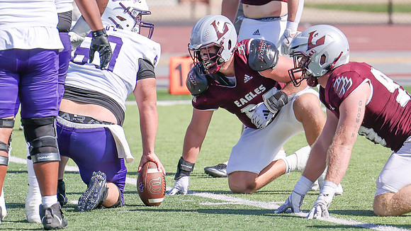 9-12 - 26 EAGLES vs. Hardin-Simmons (3349)