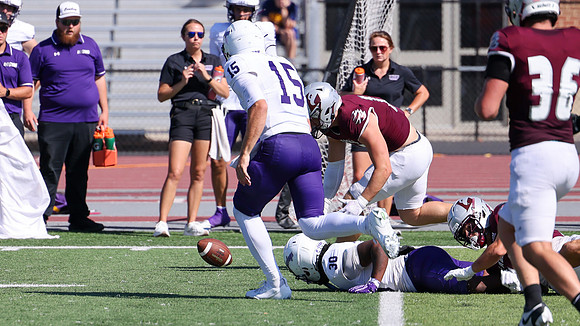9-12 - 26 EAGLES vs. Hardin-Simmons (3410)