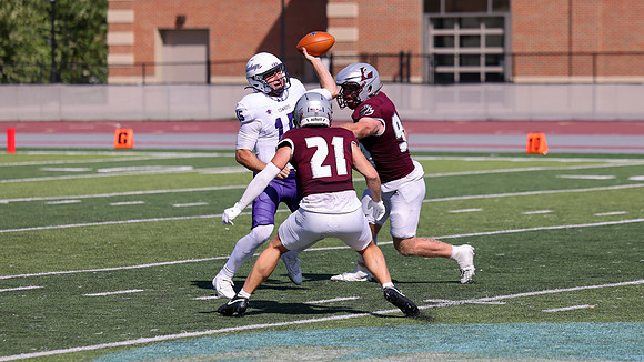 9-12 - 26 EAGLES vs. Hardin-Simmons (3573)